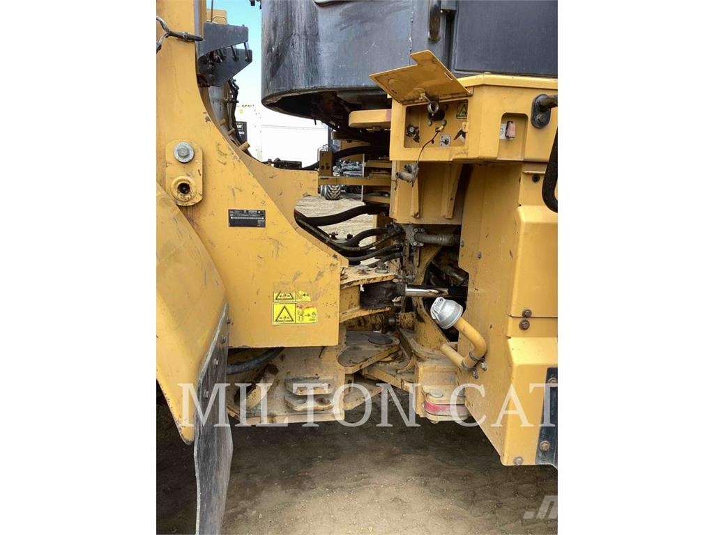 CAT 966K Tekerlekli yükleyiciler