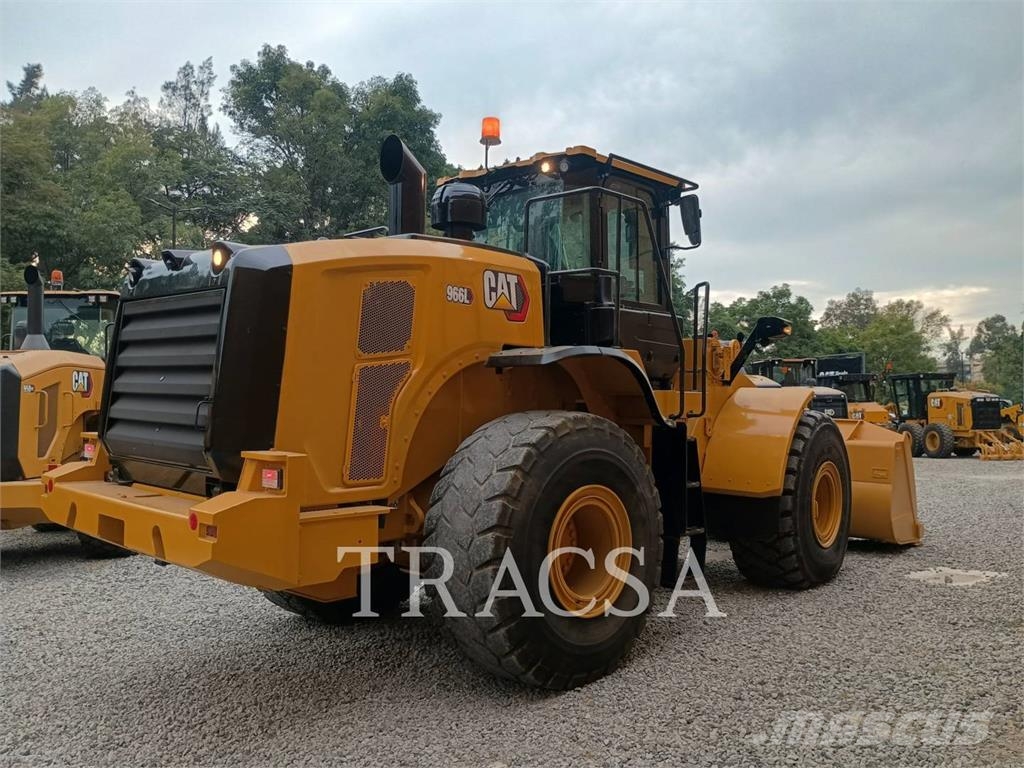 CAT 966L Wielladers