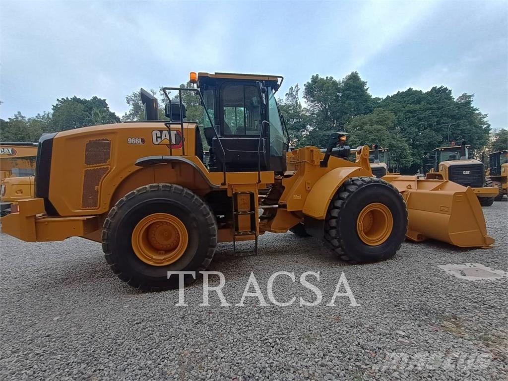 CAT 966L Wielladers