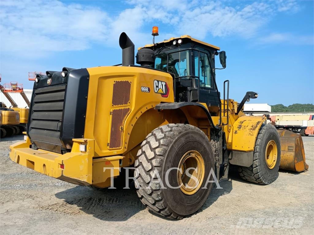 CAT 966L Kolesni nakladalci