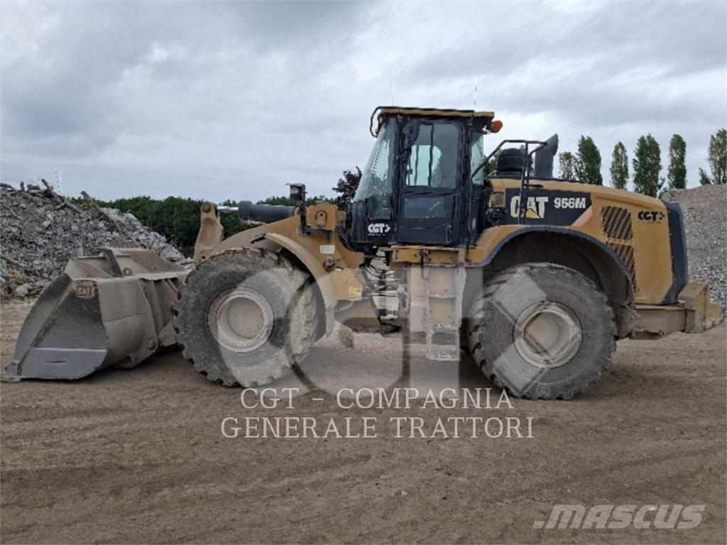 CAT 966M Pyöräkuormaajat