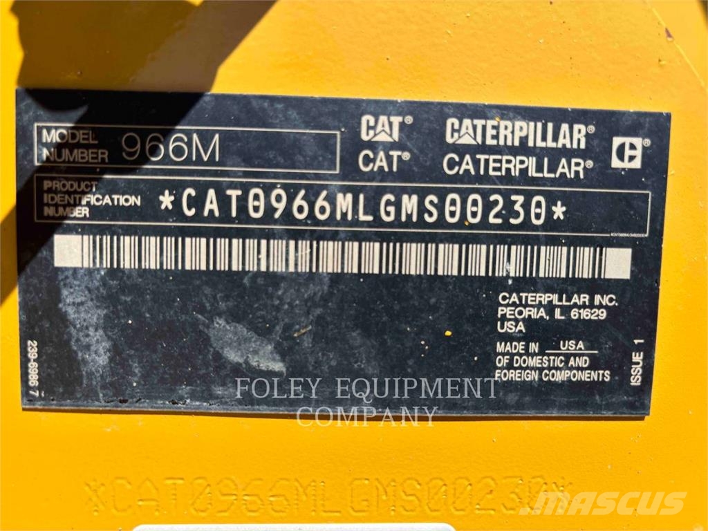 CAT 966M Iekrāvēji uz riteņiem