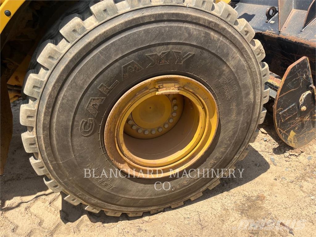CAT 966M Wheel loaders