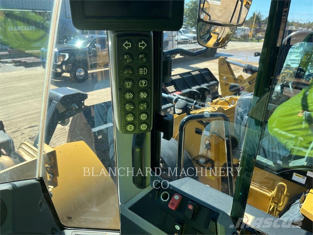 CAT 966M Wheel loaders