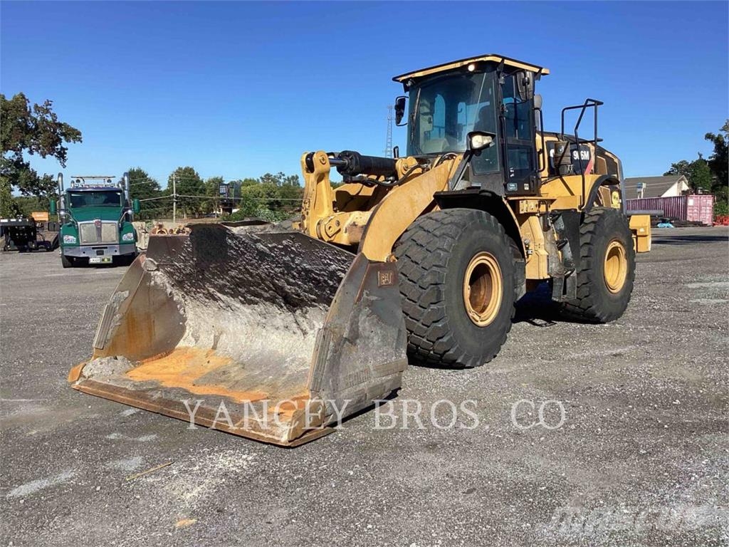 CAT 966M Kolesni nakladalci