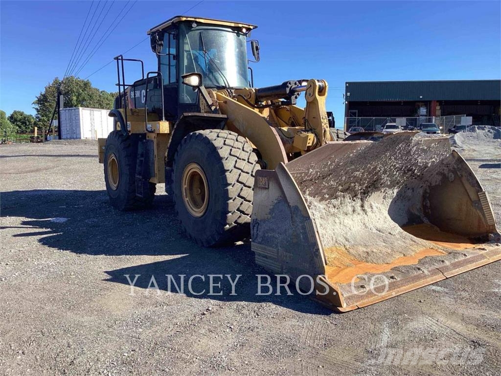 CAT 966M Kolesni nakladalci