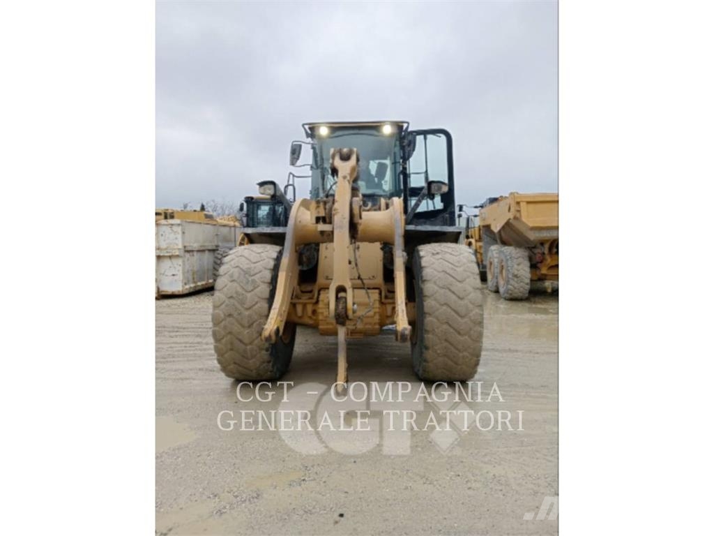 CAT 966M Tekerlekli yükleyiciler