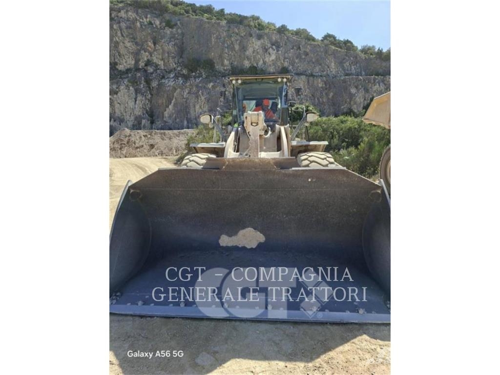 CAT 966M Tekerlekli yükleyiciler
