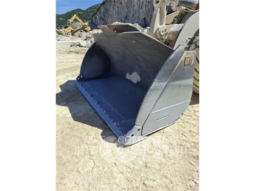CAT 966M Tekerlekli yükleyiciler
