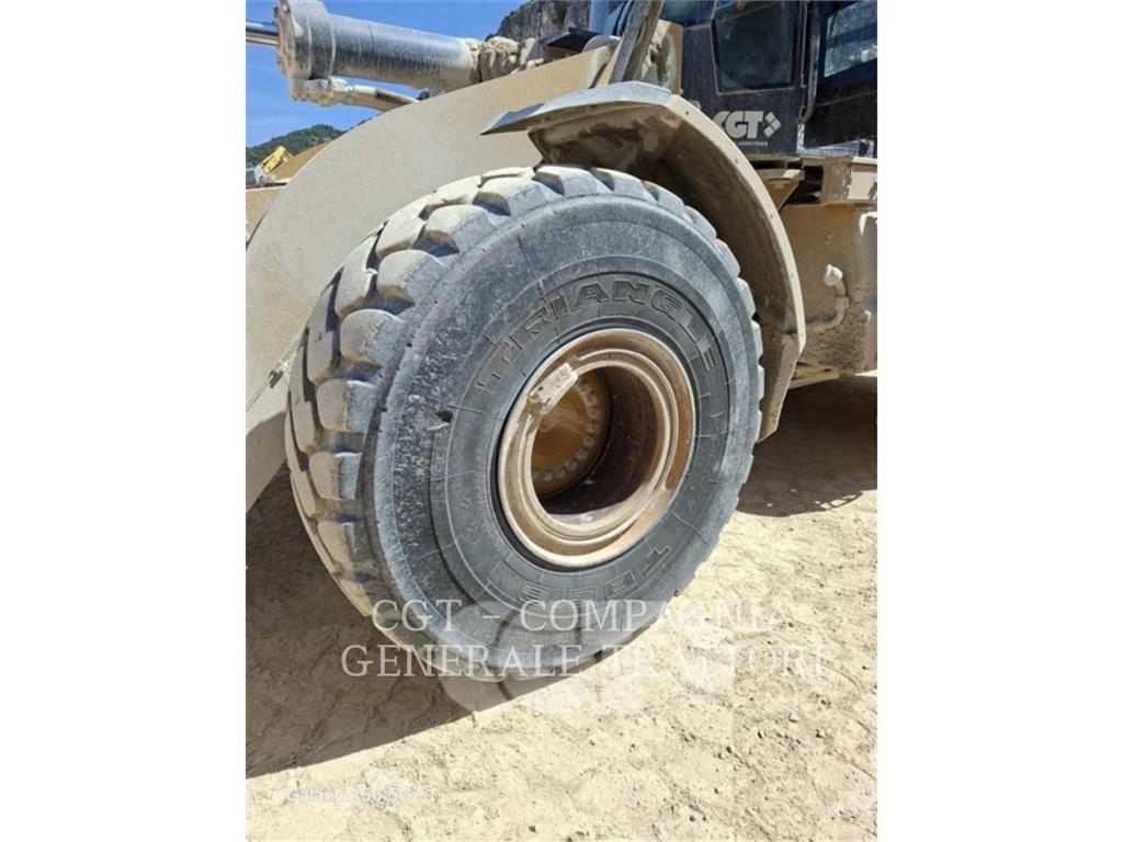 CAT 966M Tekerlekli yükleyiciler