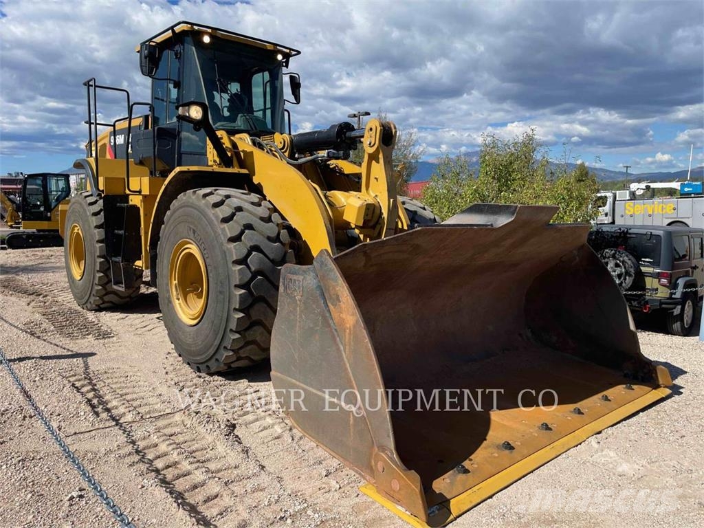 CAT 966M Wheel loaders