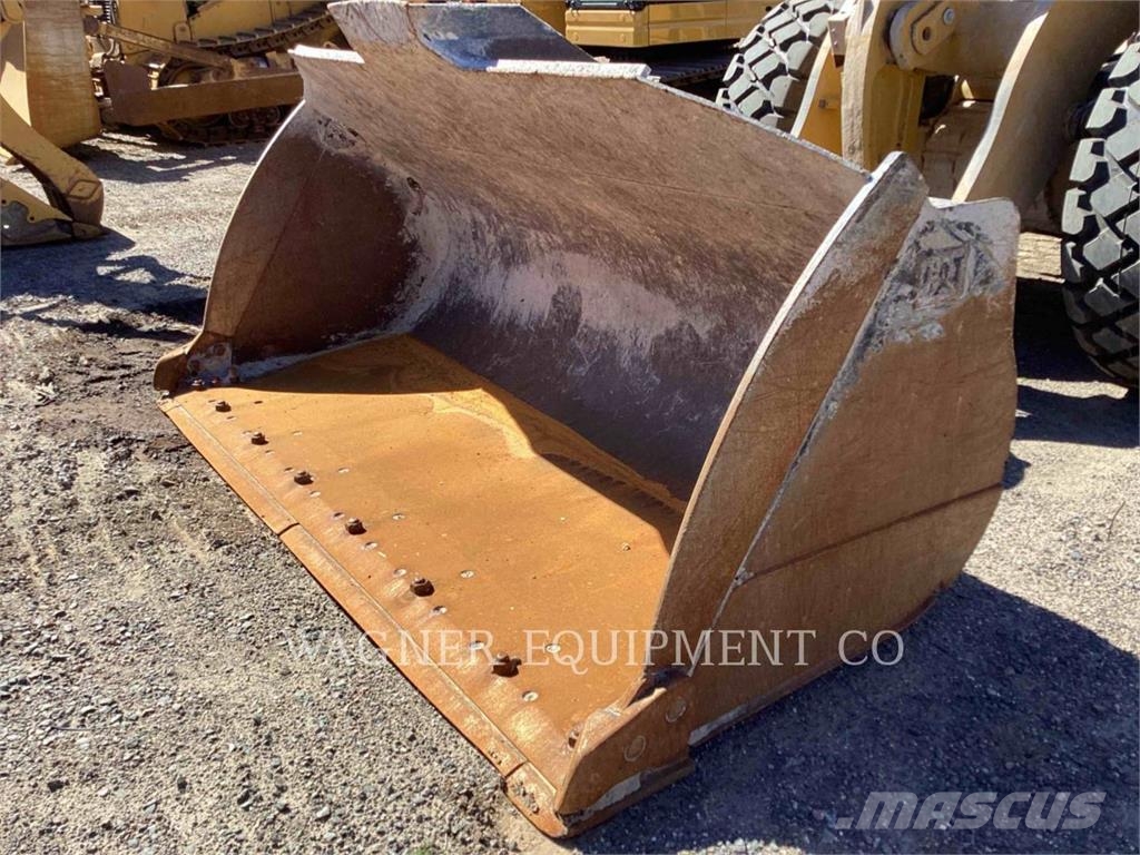 CAT 966M Carregadeiras de rodas