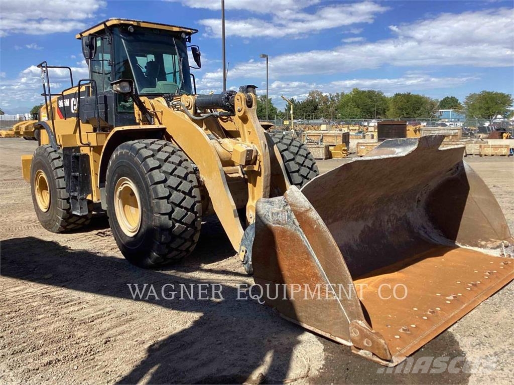 CAT 966M FC Kolesové nakladače