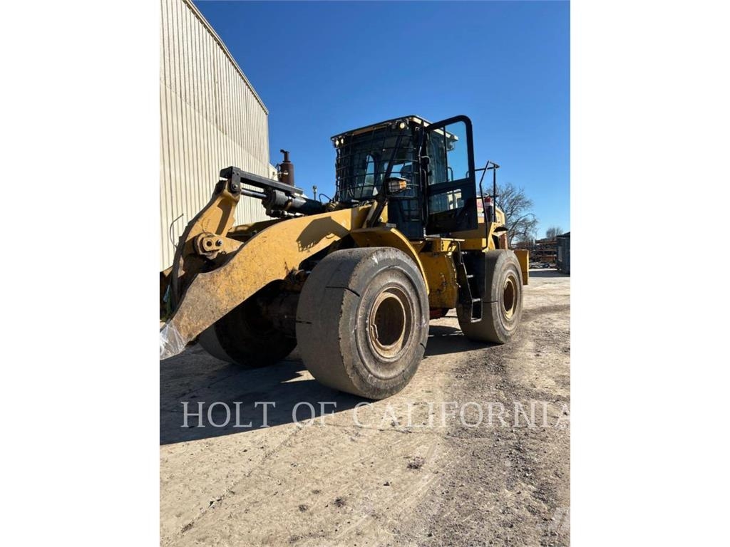CAT 966M HL Chargeuse sur pneus