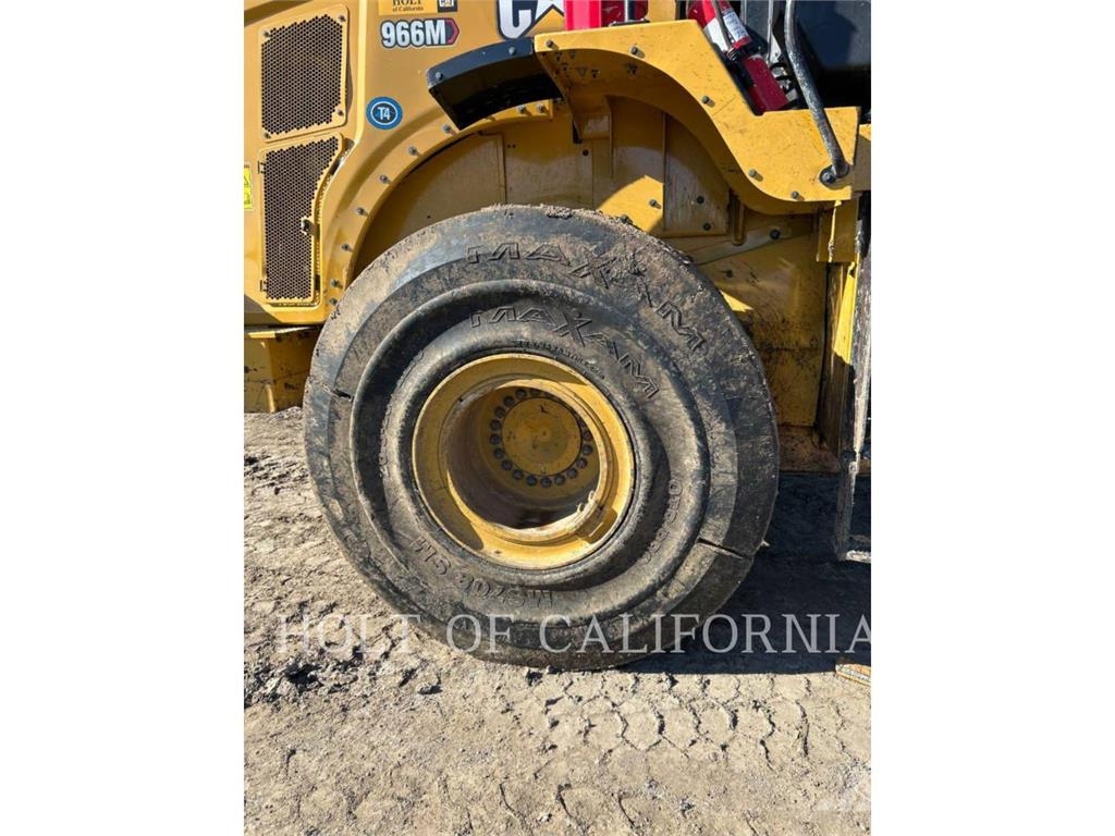 CAT 966M HL Chargeuse sur pneus