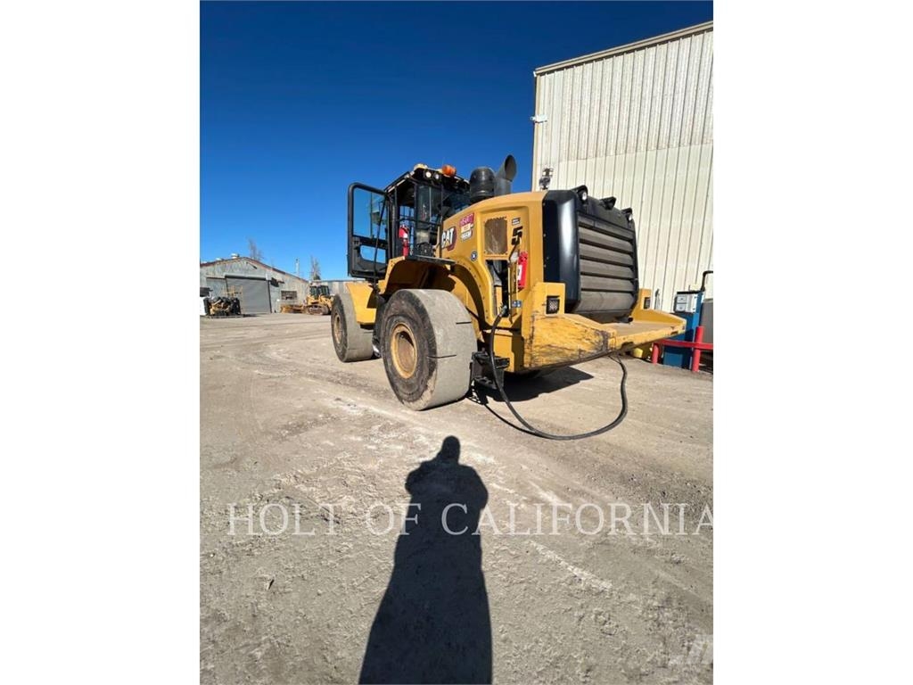 CAT 966M HL Chargeuse sur pneus
