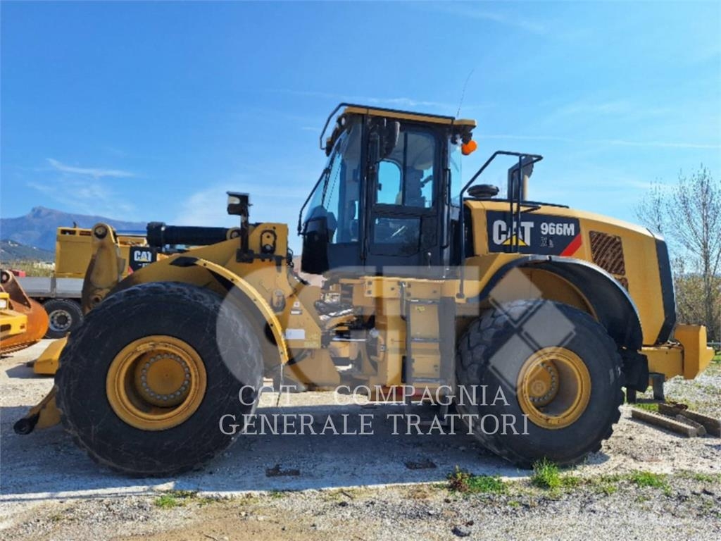 CAT 966M XE لوادر بعجل