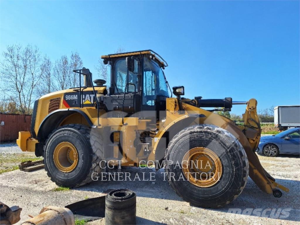 CAT 966M XE لوادر بعجل