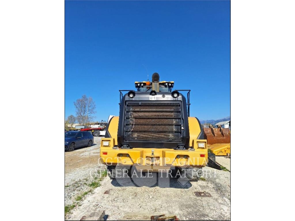 CAT 966M XE لوادر بعجل