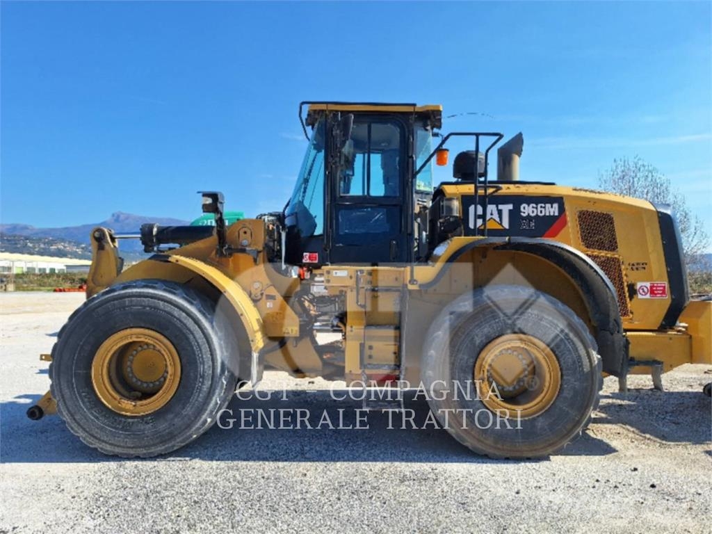 CAT 966M XE Фронтальні навантажувачі