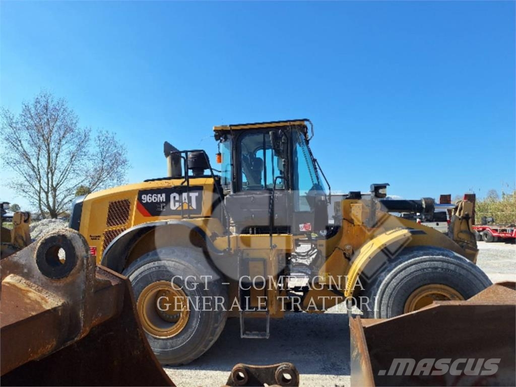 CAT 966M XE Фронтальні навантажувачі