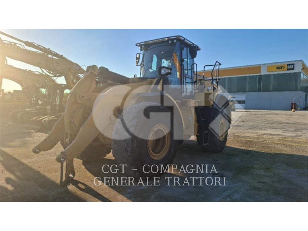 CAT 966M XE لوادر بعجل