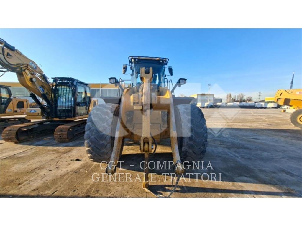 CAT 966M XE لوادر بعجل