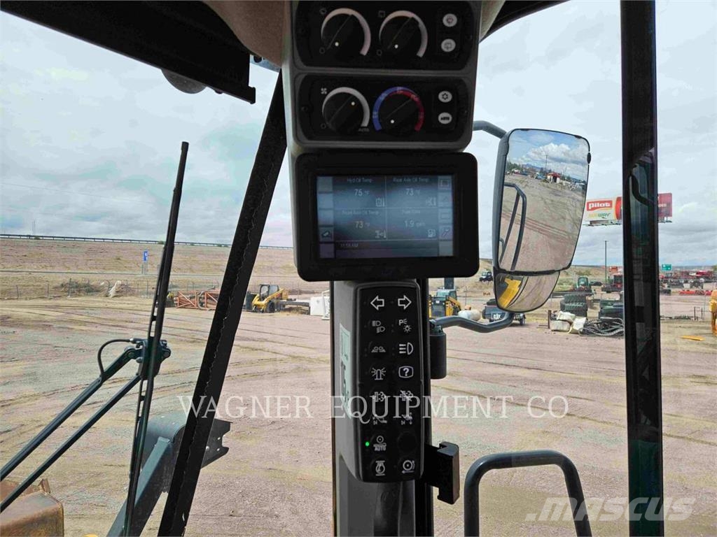 CAT 966M XE RB Gumikerekes homlokrakodók