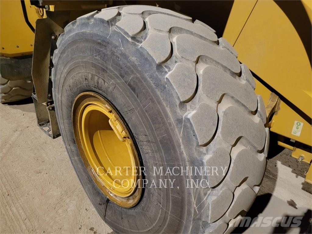 CAT 972  휠로우더
