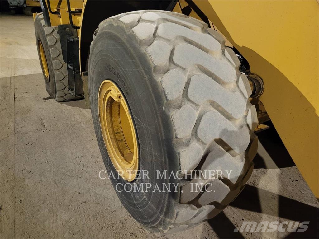 CAT 972  휠로우더