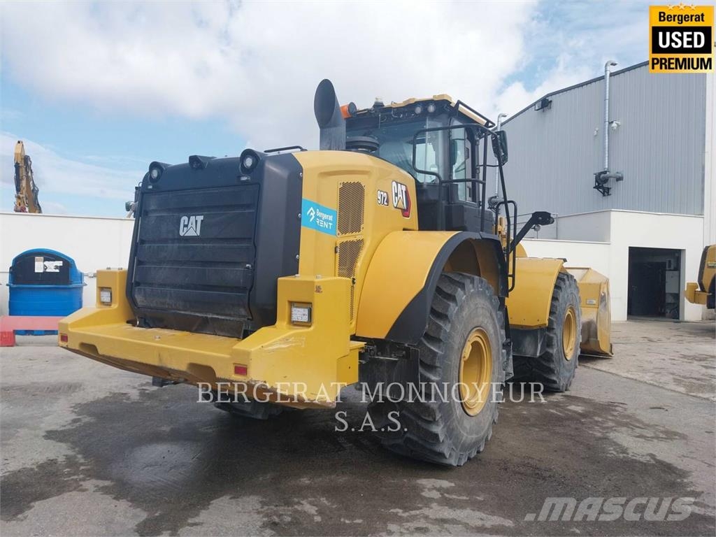 CAT 972 Kolesni nakladalci
