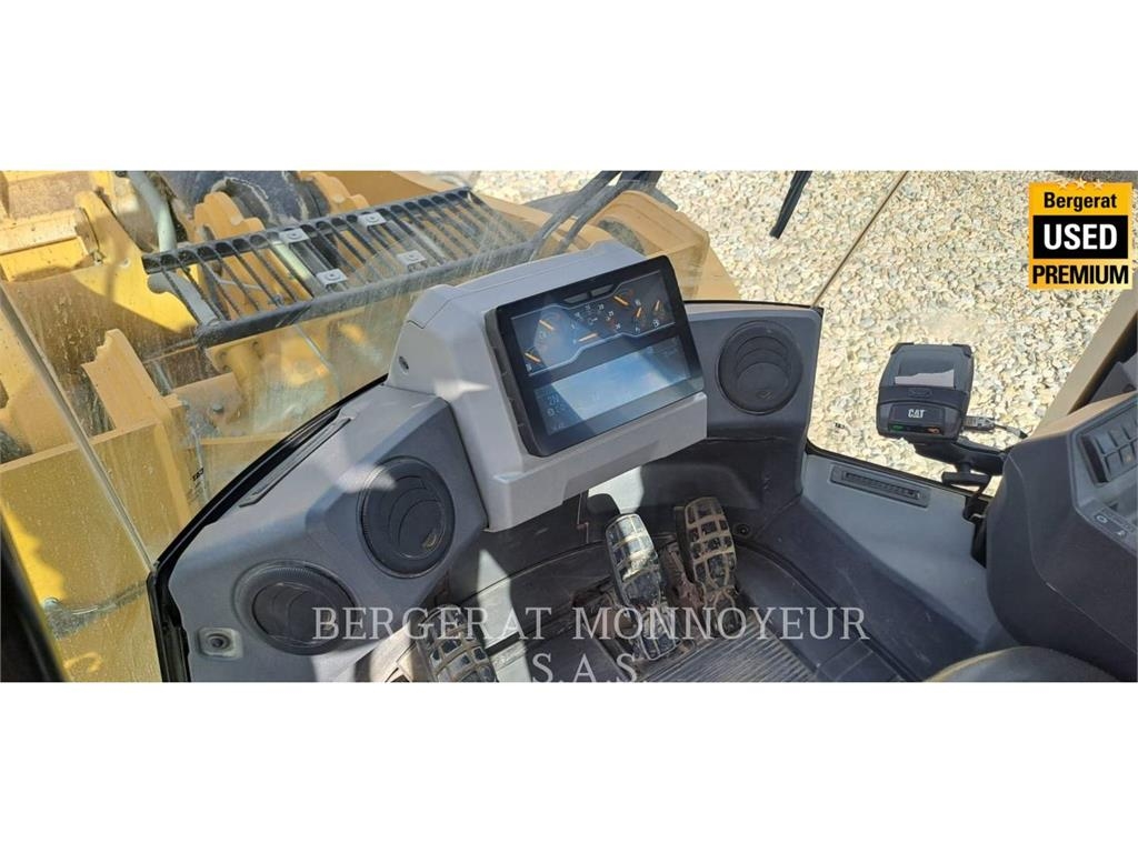 CAT 972 Radlader