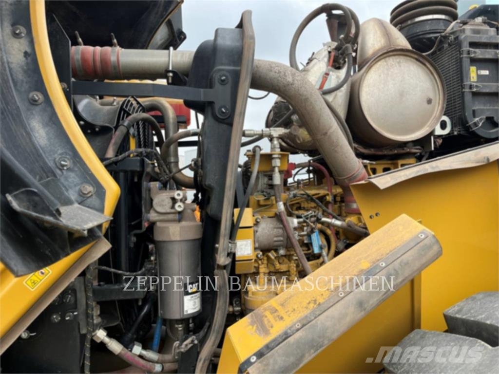 CAT 972 Utovarivači na kotačima