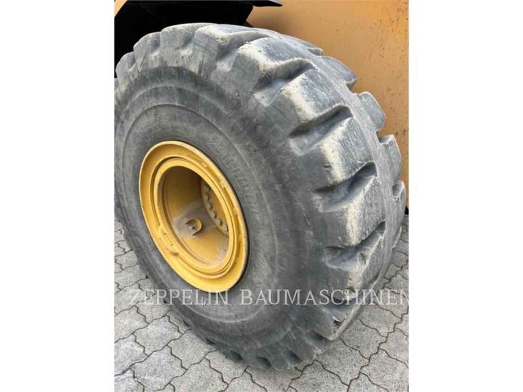 CAT 972 Utovarivači na kotačima