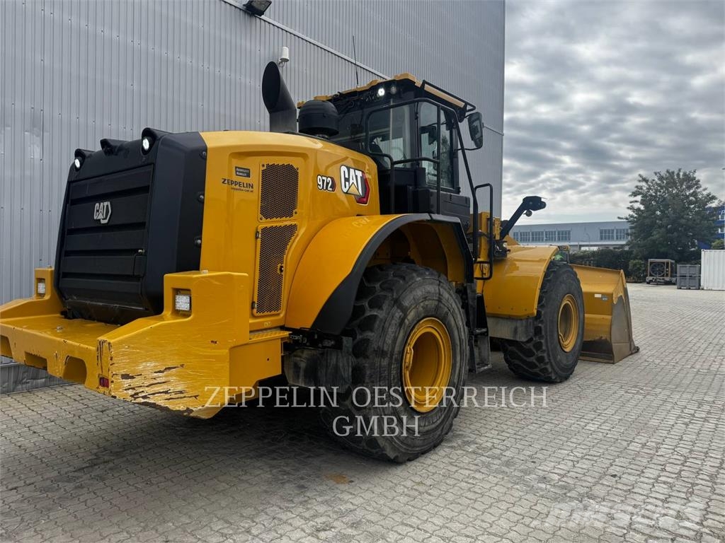 CAT 972-14 لوادر بعجل