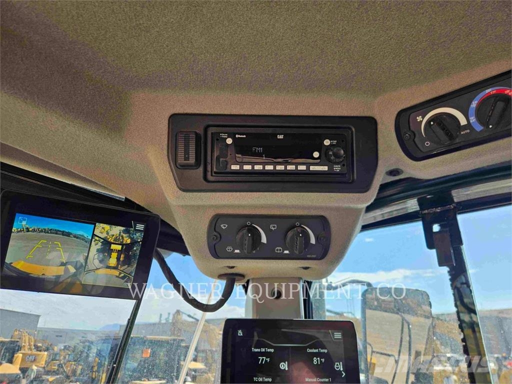 CAT 97214 Iekrāvēji uz riteņiem