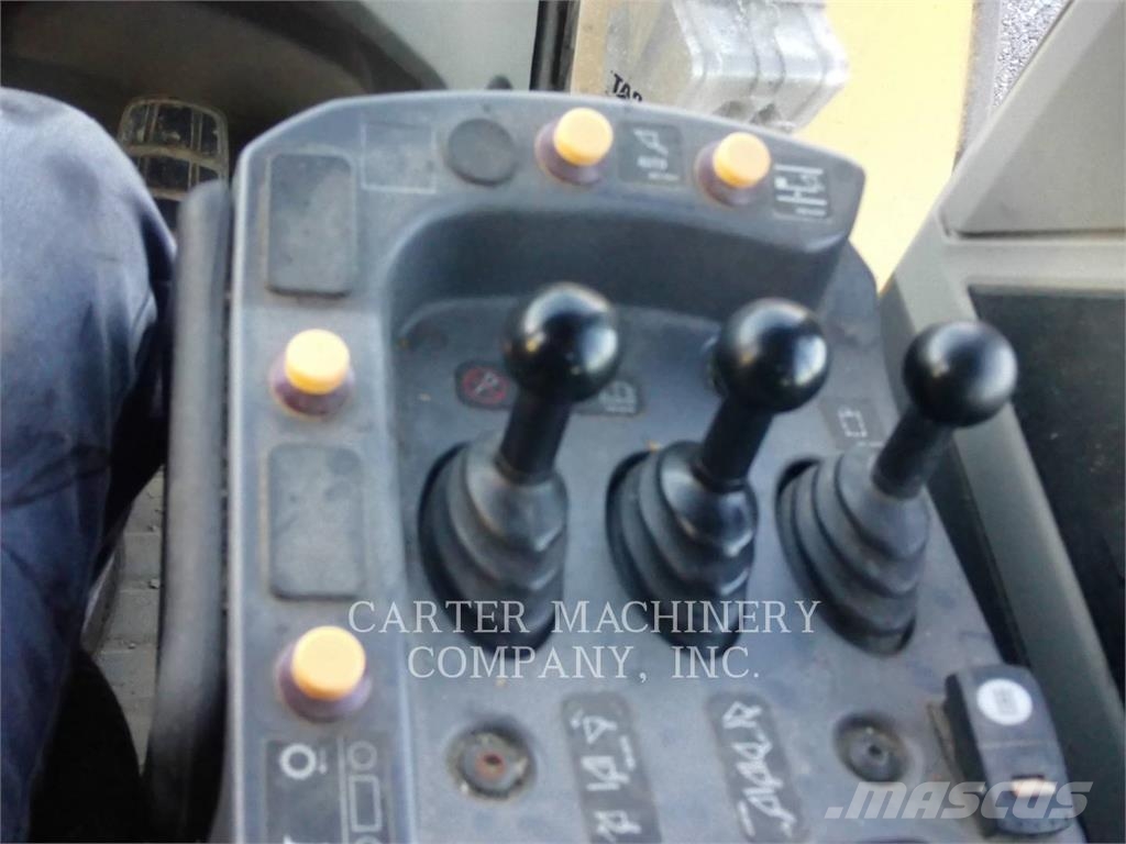 CAT 972M Φορτωτές με λάστιχα (Τροχοφόροι)