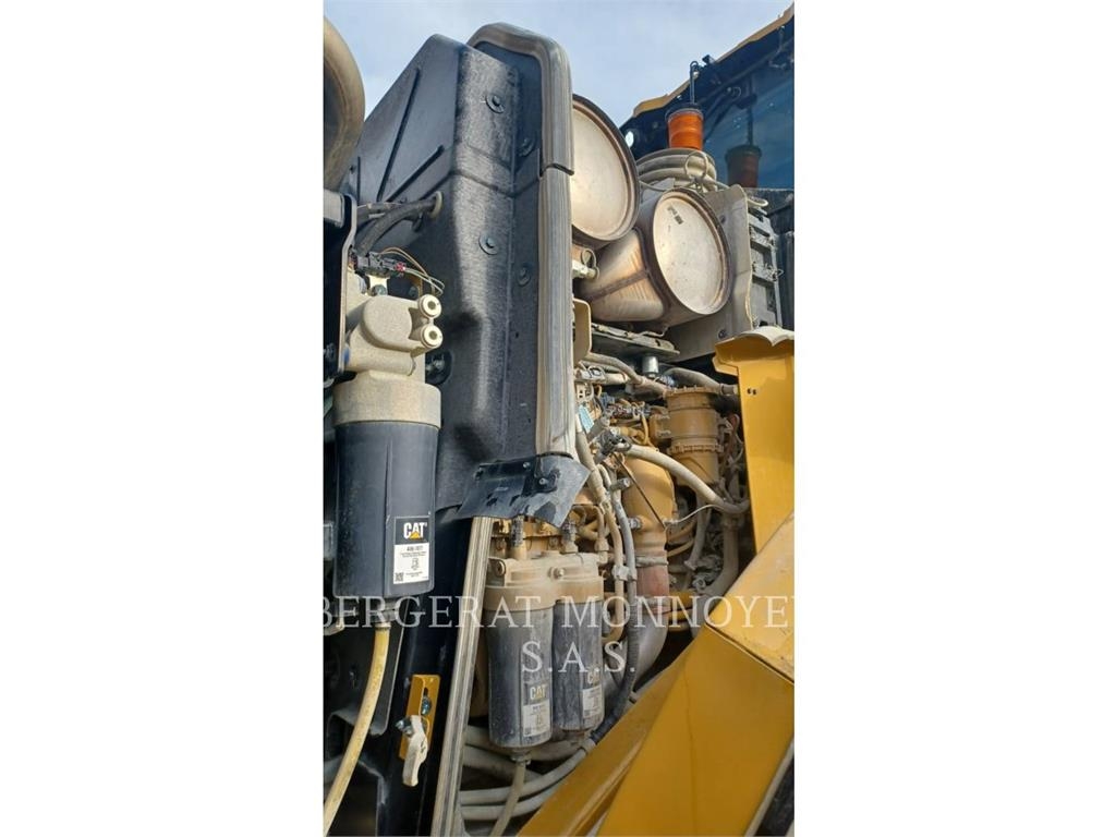 CAT 972M Wheel loaders