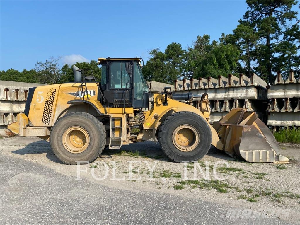 CAT 972M 휠로우더