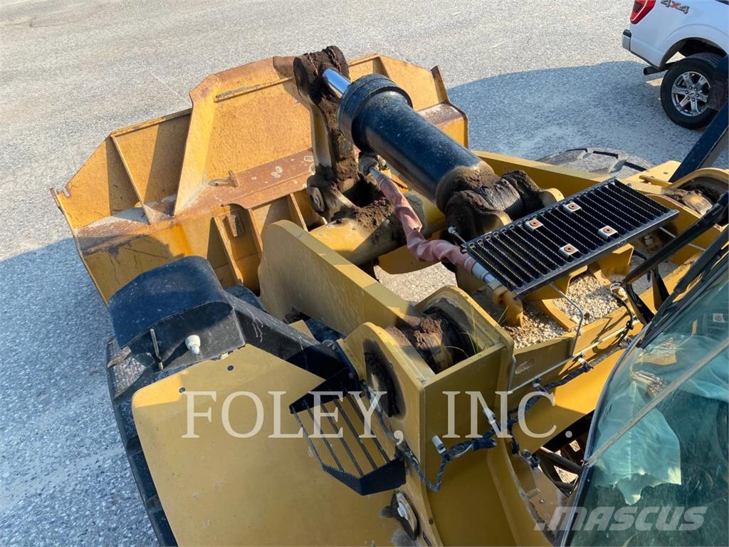CAT 972M 휠로우더