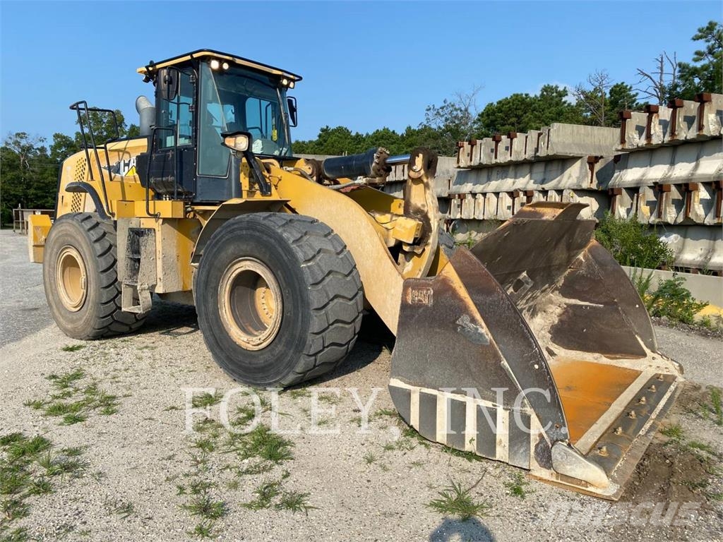CAT 972M 휠로우더