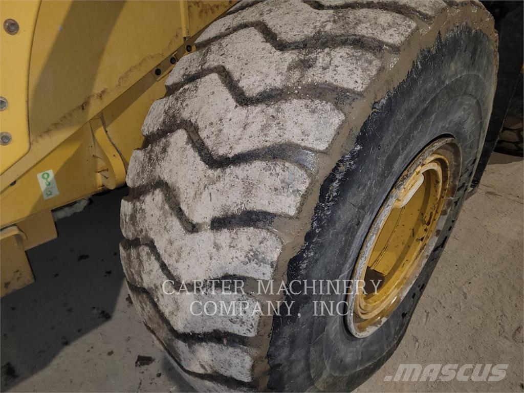 CAT 972M Φορτωτές με λάστιχα (Τροχοφόροι)
