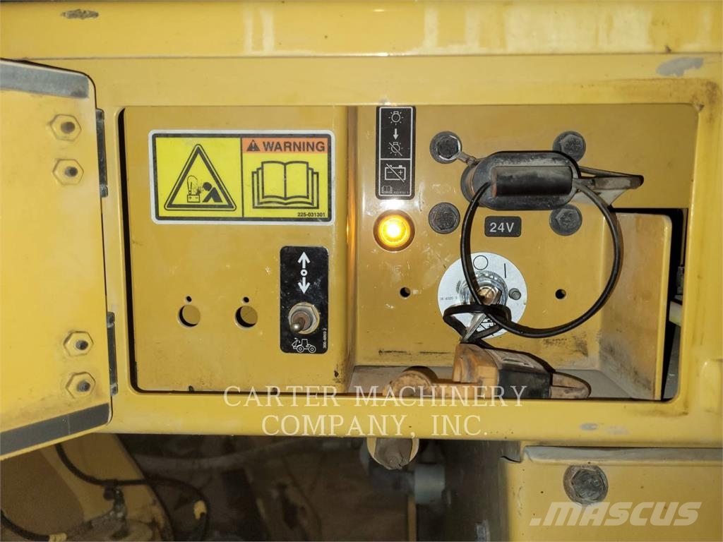 CAT 972M Φορτωτές με λάστιχα (Τροχοφόροι)