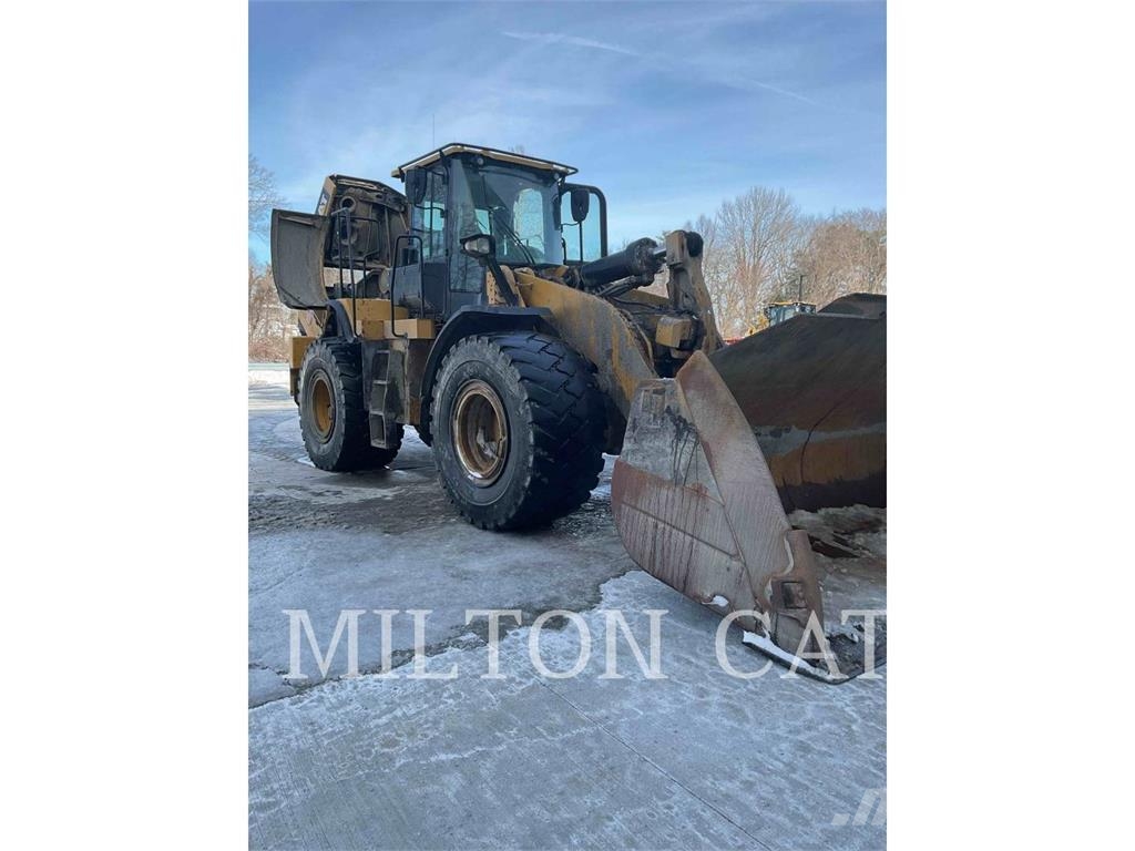 CAT 972M Wielladers