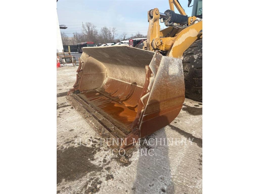 CAT 972M Φορτωτές με λάστιχα (Τροχοφόροι)