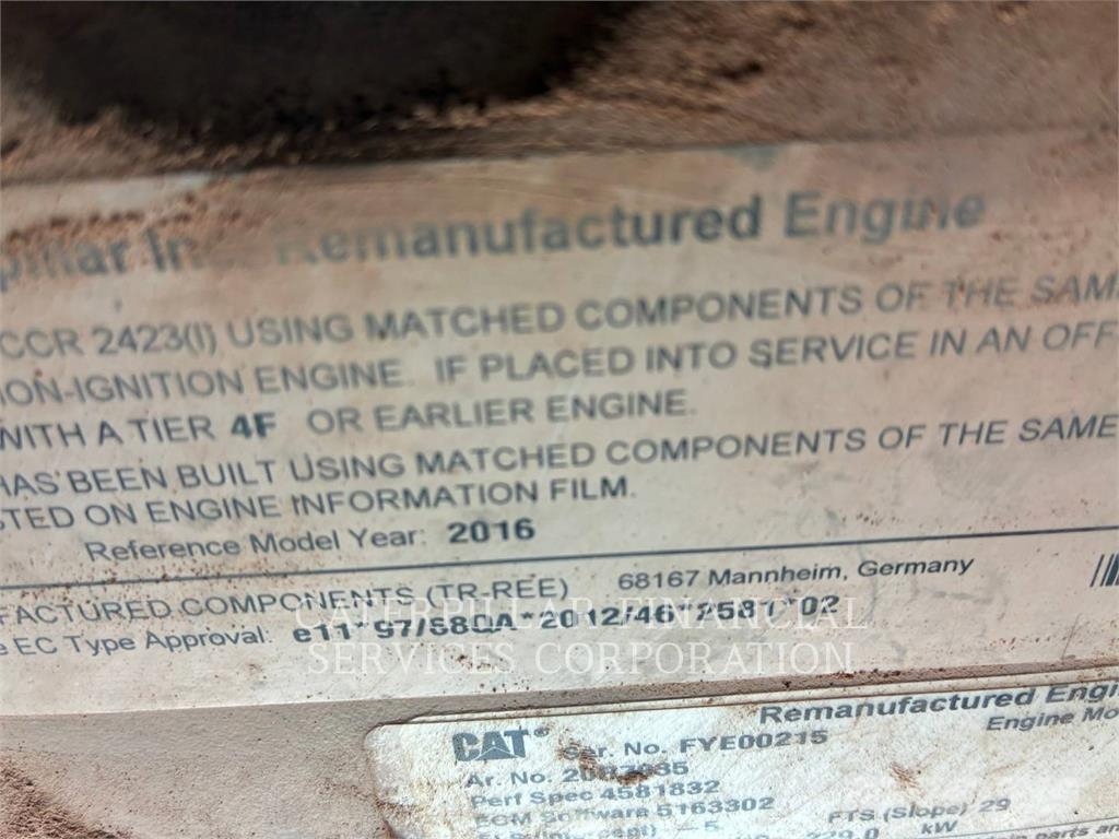 CAT 972M Kolesni nakladalci