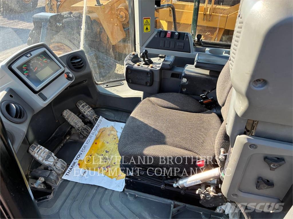 CAT 972M Φορτωτές με λάστιχα (Τροχοφόροι)