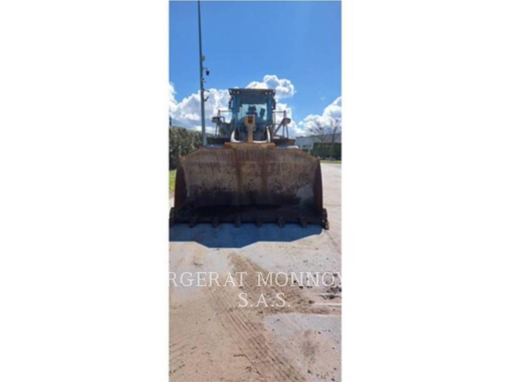 CAT 972M XE Колесни товарачи