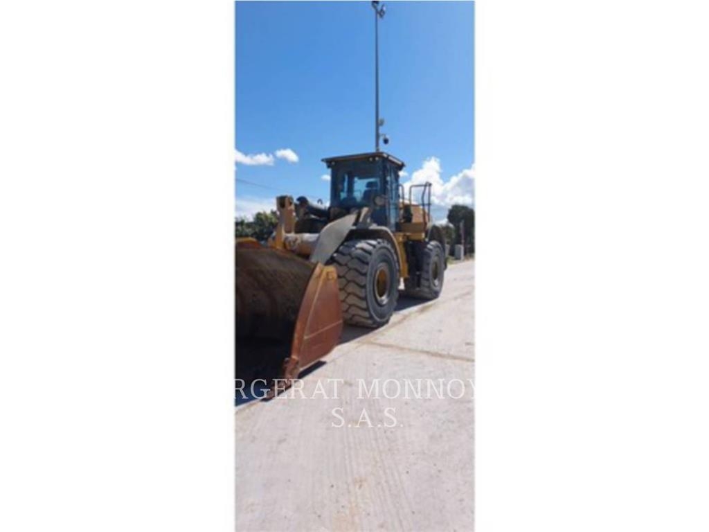 CAT 972M XE Колесни товарачи