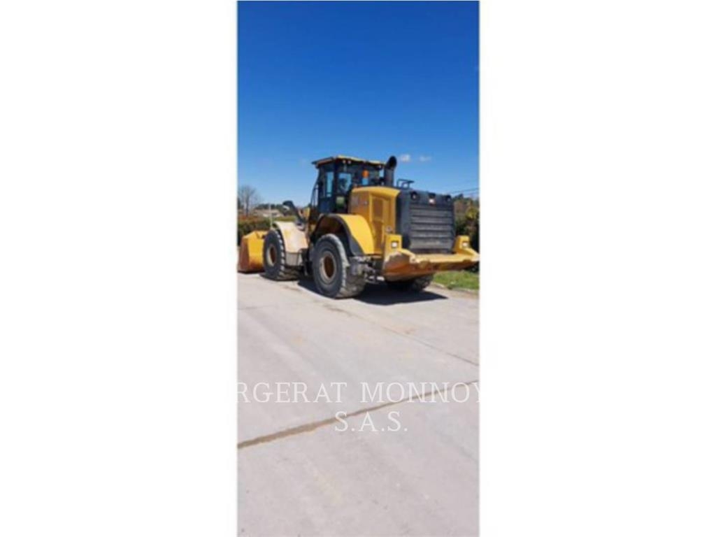 CAT 972M XE Колесни товарачи